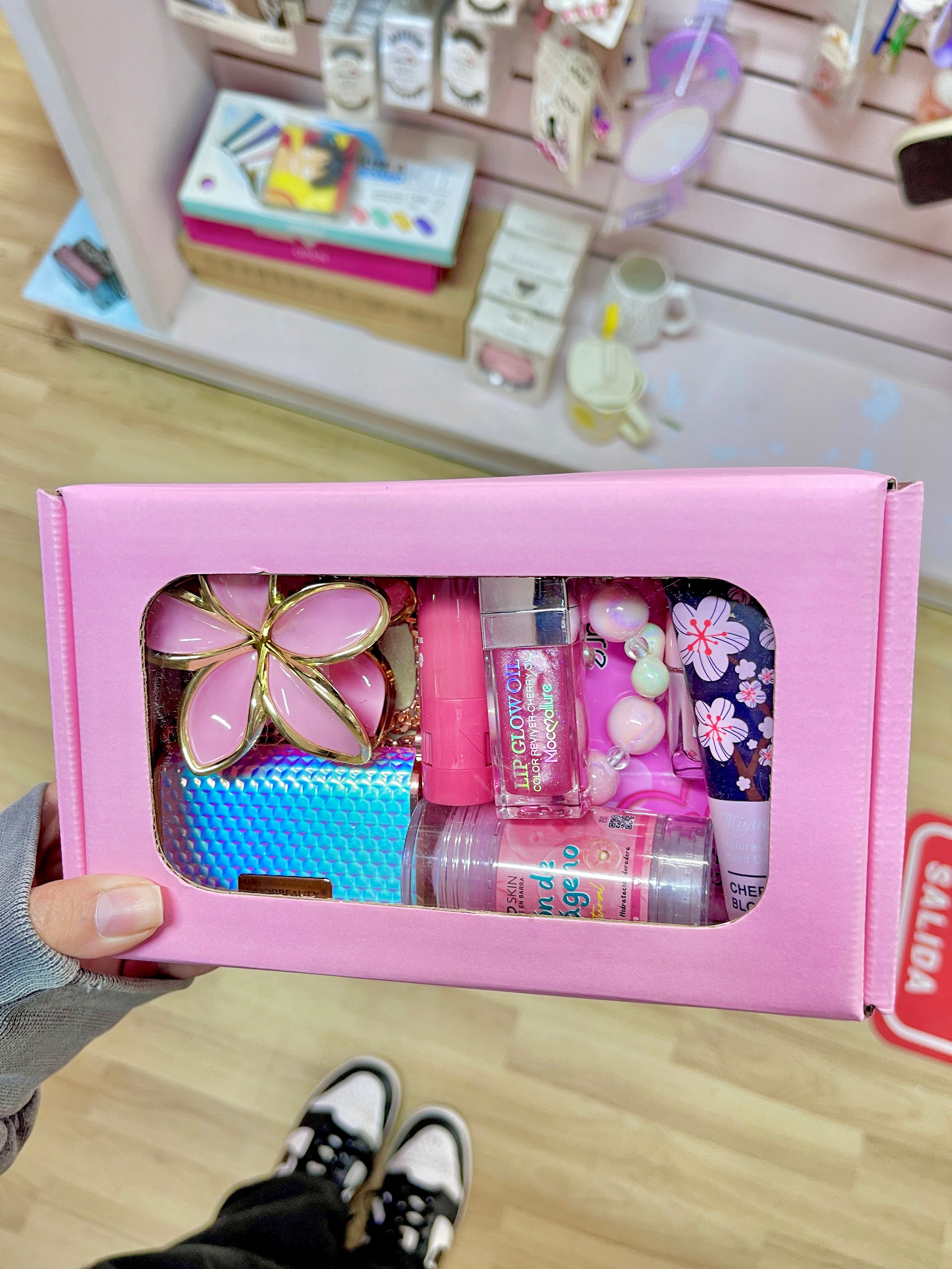 Cajita sorpresa de maquillaje