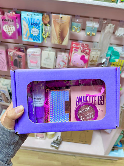 Cajita sorpresa de maquillaje